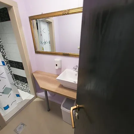 特罗吉尔城市旅舍 * 特罗吉尔