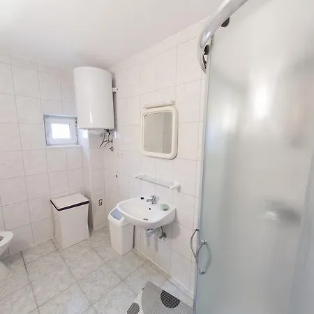 旅馆 特罗吉尔城市旅舍 *